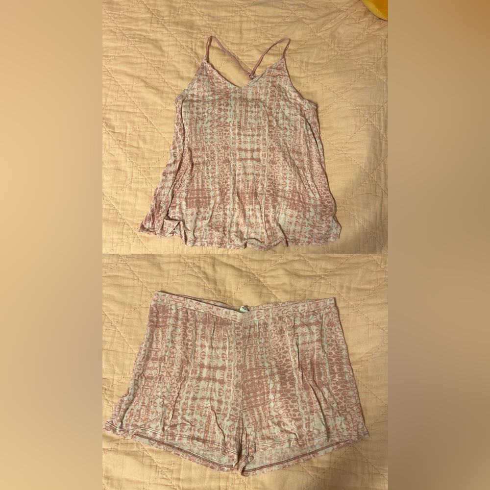 Artisan NY Pink and White Tie-Dye Pajama Set